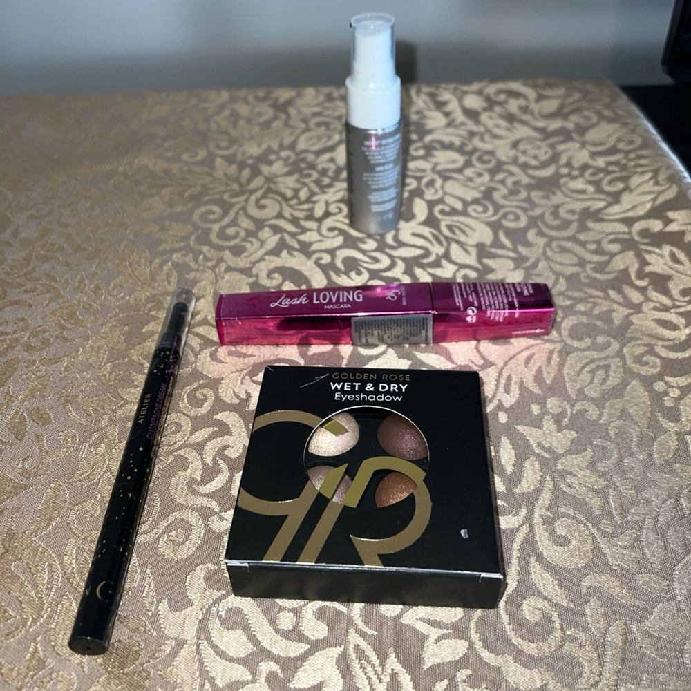Miscellaneous Lot Of Make Up Setting Spray Mascara Eyeshadow & Eyeshadow Stick